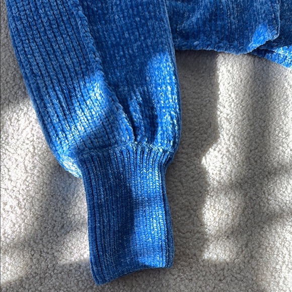 Blue Ribbed Women's Sweater - Picture 4 of 6